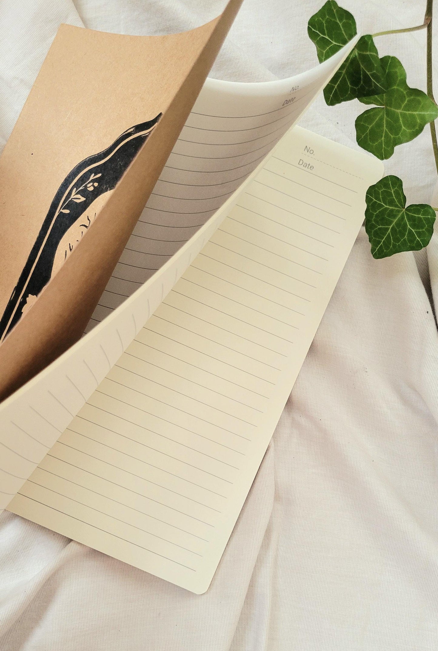 L'ÉPHÉMÈRE Notebook