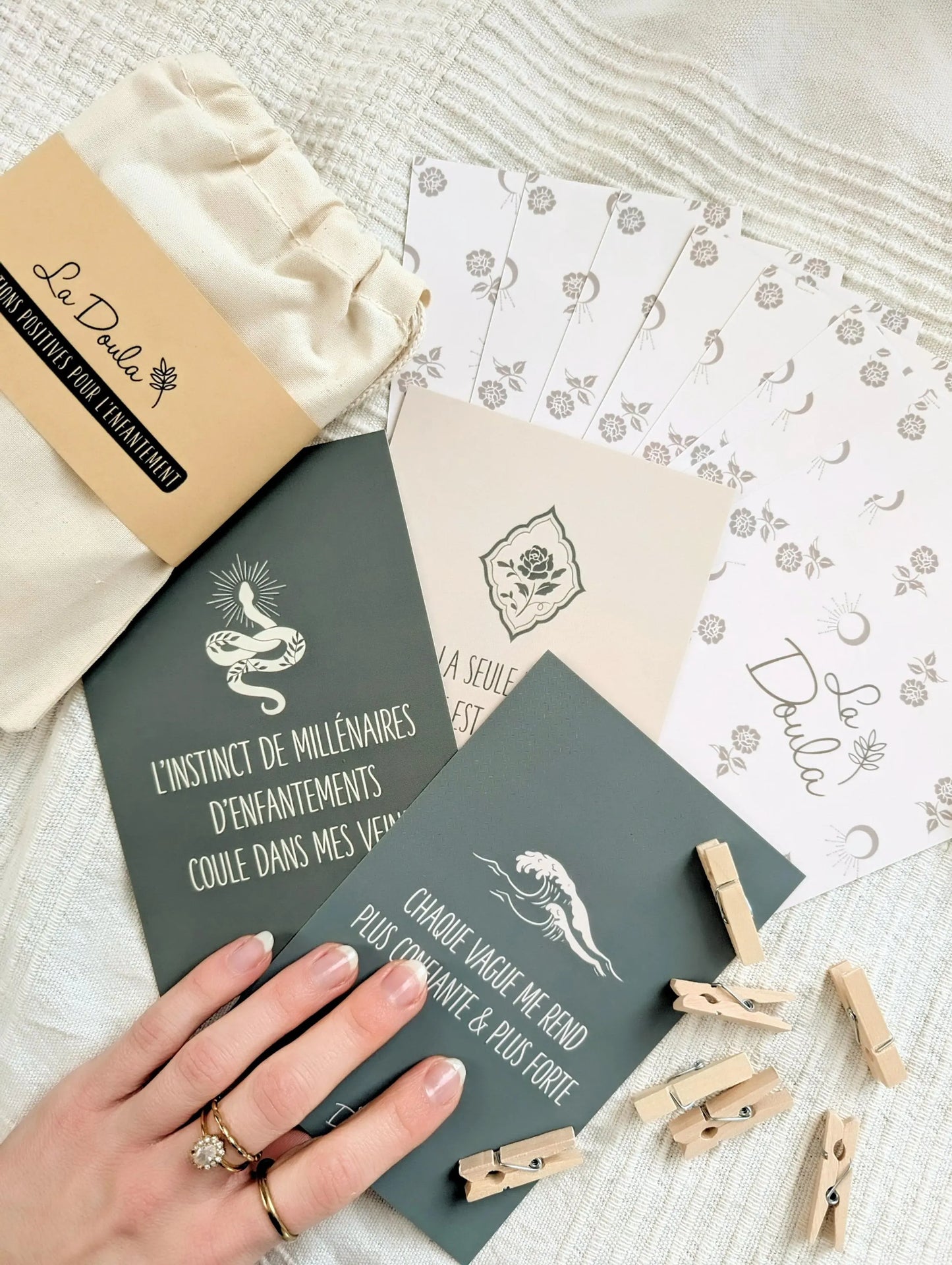 Cartes d'affirmations pour l'enfantement